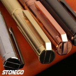 STONEGO Metall-Kugelschreiber, einziehbarer Signature-Stift, Metallgehäuse im Wappen-Stil, schwarze Tinte, mittlere Spitze 1,0 mm, sanftes Schreiben, Geschäftsgeschenk-Stifte für Männer, Frauen, Büro, hochwertige Metallic-Stifte (Gold)