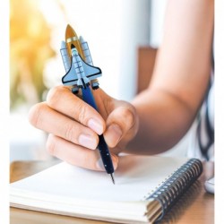 Planet Pens Space Shuttle-Neuheitsstift – Süßer, lustiger und einzigartiger Bürobedarfs-Kugelschreiber für Kinder und Erwachsene, farbenfroher Weltraum-Schreibstift für Schule und Büro