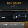 Gravierter Cross Bailey-Rollerball mit Kappe in schwarzem Lack mit silberner Verzierung. Professioneller Geschenkstift für Auszeichnungen, den Ruhestand oder Meilensteinfeiern.