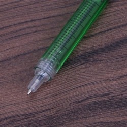 4 stück Neuheit Injektion Spritze Gel Stift Kugelschreiber Schwarz Tinte Flüssigkeit Medizinische Stil Spritze Gel Stift