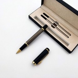 Tintenroller aus Metall, Kugelschreiber aus Messing, Business-Signatur-Stift, flüssiger Schreibstift mit zwei 0,5-mm-Ersatzminen in Schwarz, Geschenkstift, Premium-Geschenkbox (Silber)