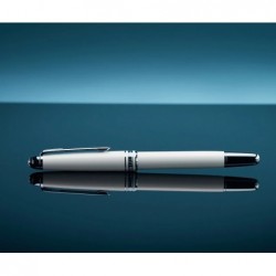 Montblanc Meisterstück Glacier Classique Fountain Pen Füller White